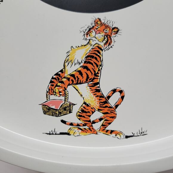 Vintage 60s Exxon/Esso Oil Tray and 2 Matching Anchor Hocking Milk Glass Mugs - Picture 9 of 16